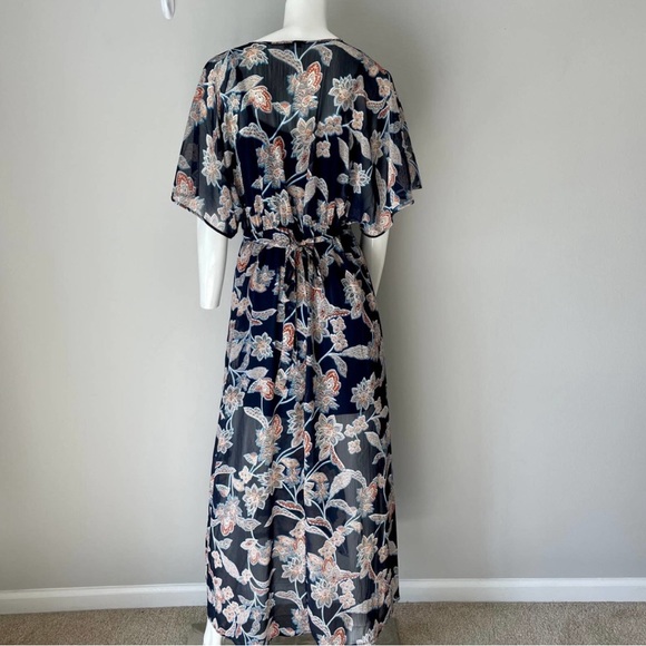 LOVE, FIRE Caftan Dress Maxi Navy Floral Size Medium - Picture 2 of 11